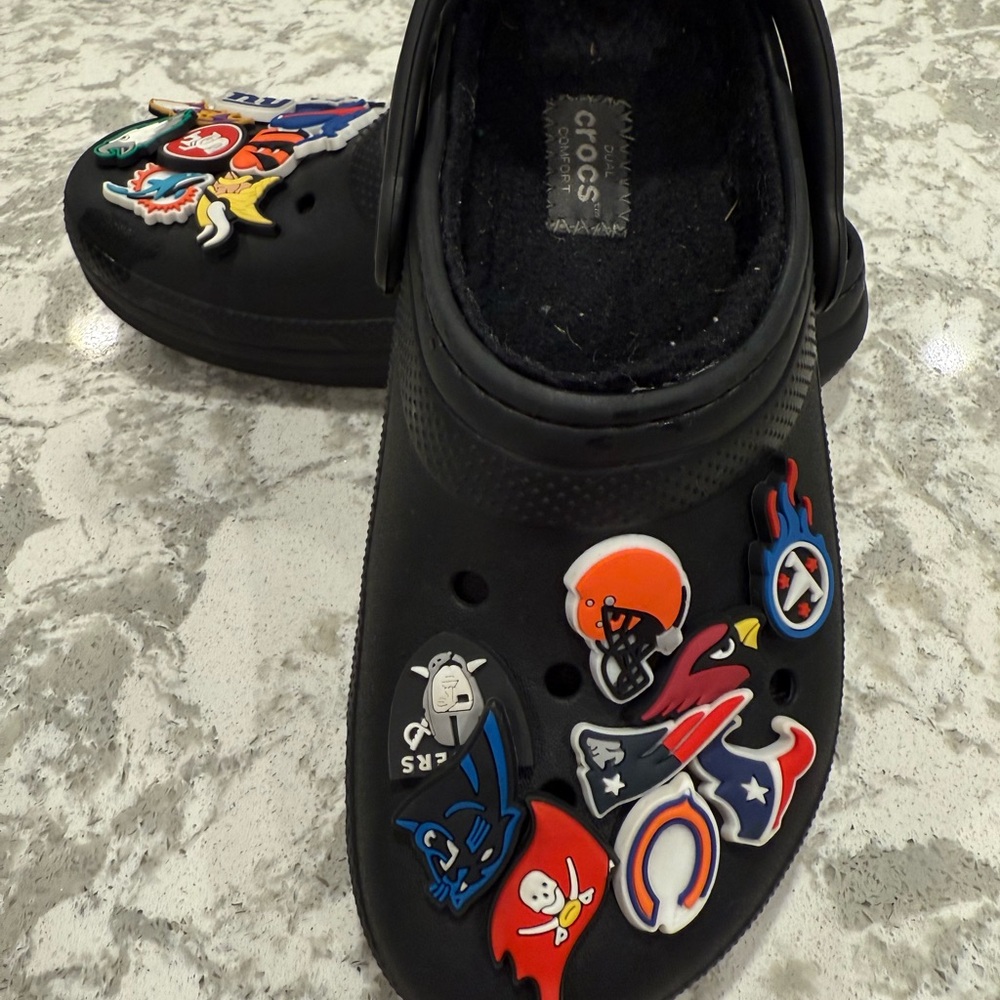 Youth Black CROCS with Lining